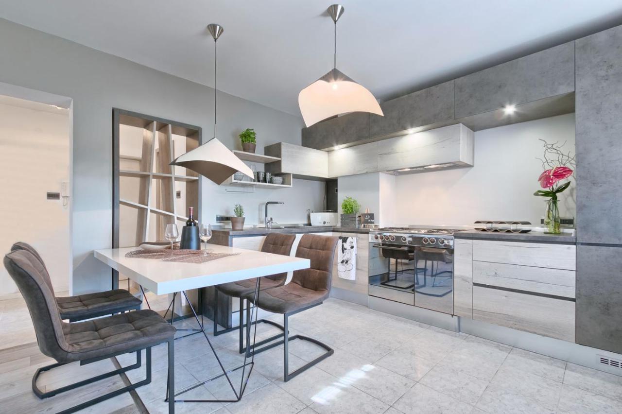 Modern Oasis Apartment PUY Exterior foto